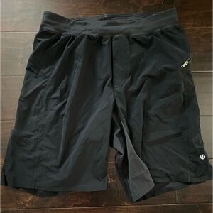 Lululemon license to train linerless short 7 inch (men’s size medium) in black